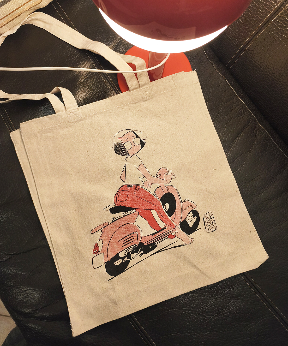 ΚΟΡΙΤΣΙ ΜΕ ΒΕΣΠΑ